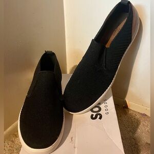 Men’s non slip shoes